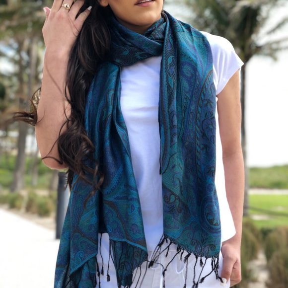 Modal Jamawar Pashmina with Tassels - Picture 2 of 4